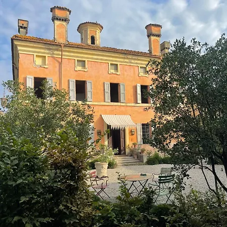 Bed & Breakfast La Colombarola 3*